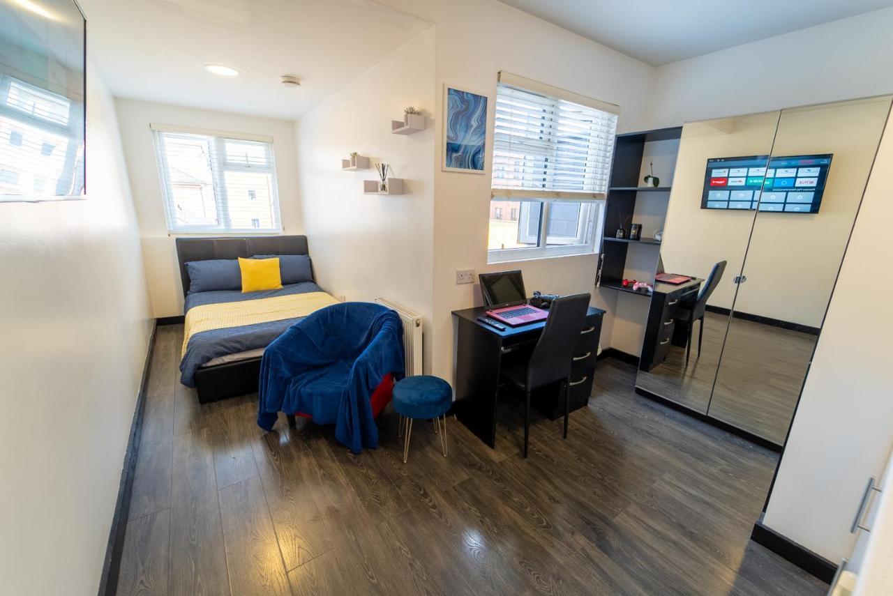 Stay Sa Cosy Equipped Studios Available 10 Mins From The City! Free Wifi &50" Smart Tv'S! Birmingham Pokoj fotografie