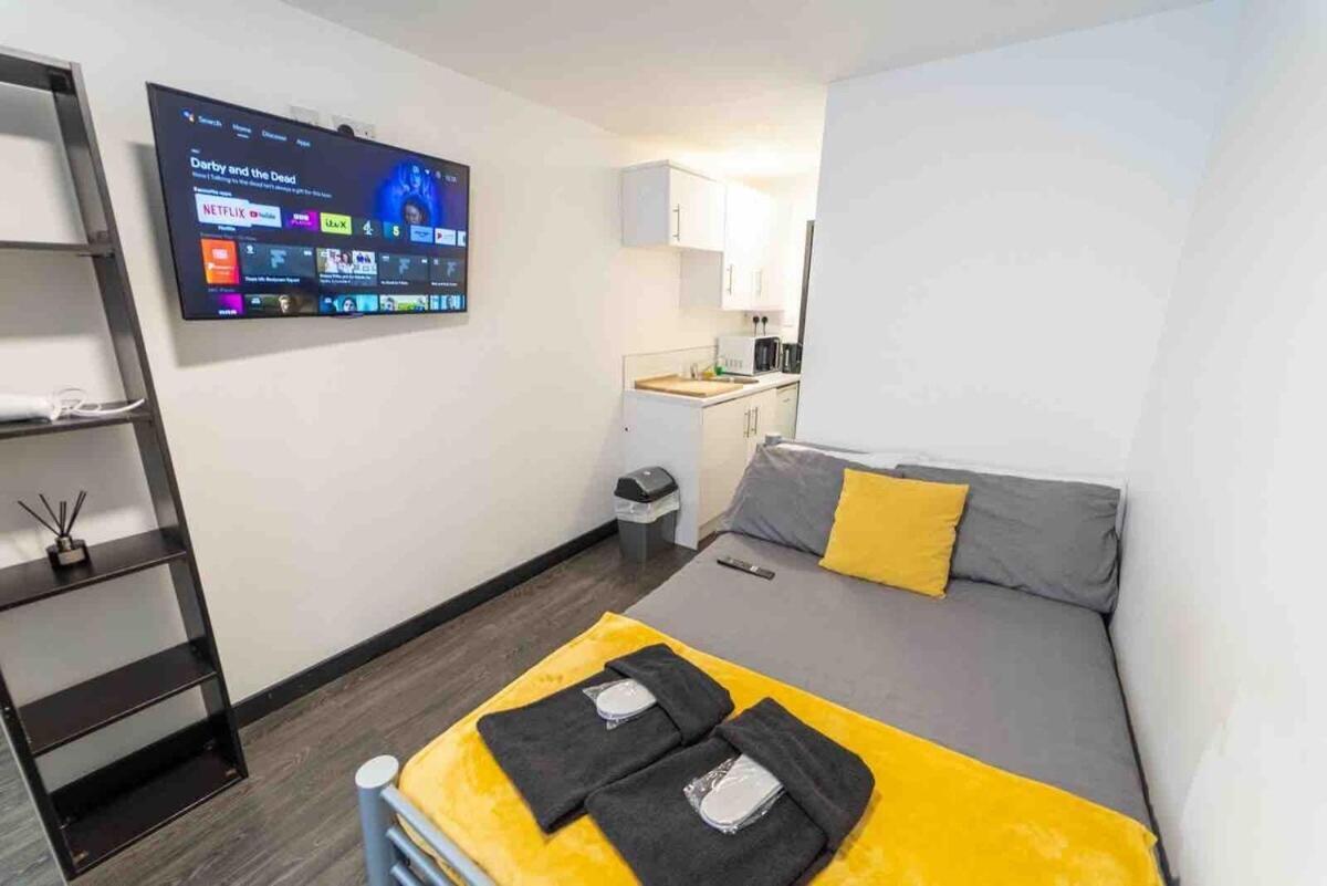 Stay Sa Cosy Equipped Studios Available 10 Mins From The City! Free Wifi &50" Smart Tv'S! Birmingham Exteriér fotografie
